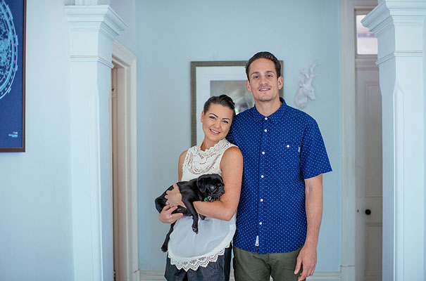 Alana-Blowfield-wedding-photographer-retro-interior9