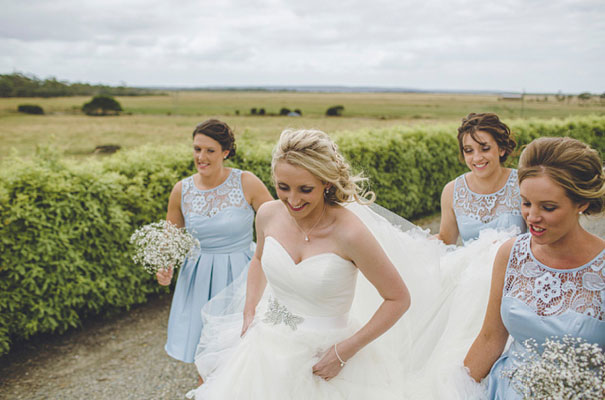 TAS-country-wedding-hay-bales-diy-ideas14