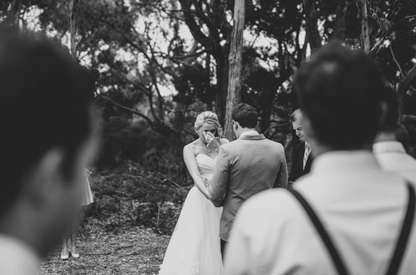 TAS-country-wedding-hay-bales-diy-ideas28