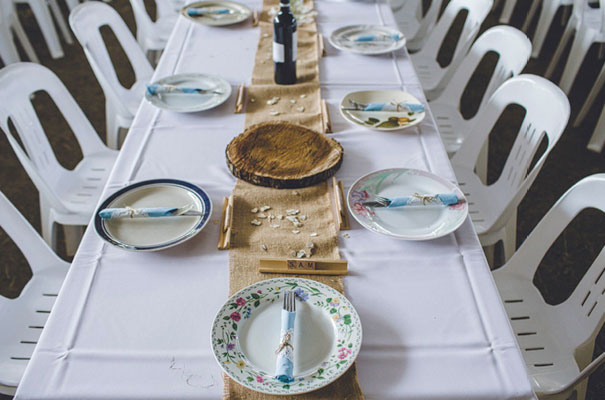 TAS-country-wedding-hay-bales-diy-ideas32