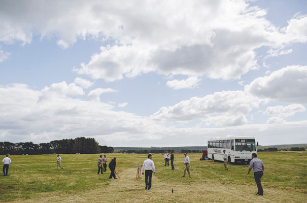 TAS-country-wedding-hay-bales-diy-ideas42
