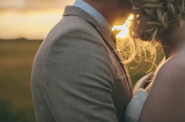 TAS-country-wedding-hay-bales-diy-ideas65