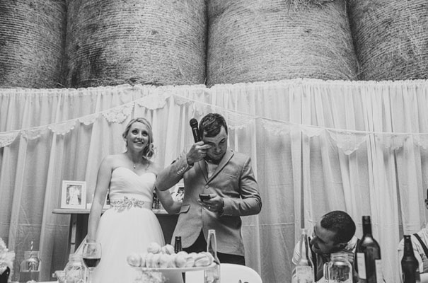 TAS-country-wedding-hay-bales-diy-ideas67