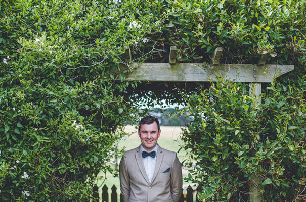 TAS-country-wedding-hay-bales-diy-ideas7