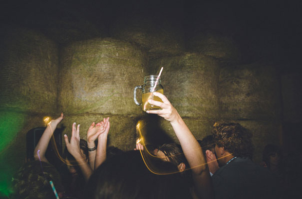 TAS-country-wedding-hay-bales-diy-ideas70