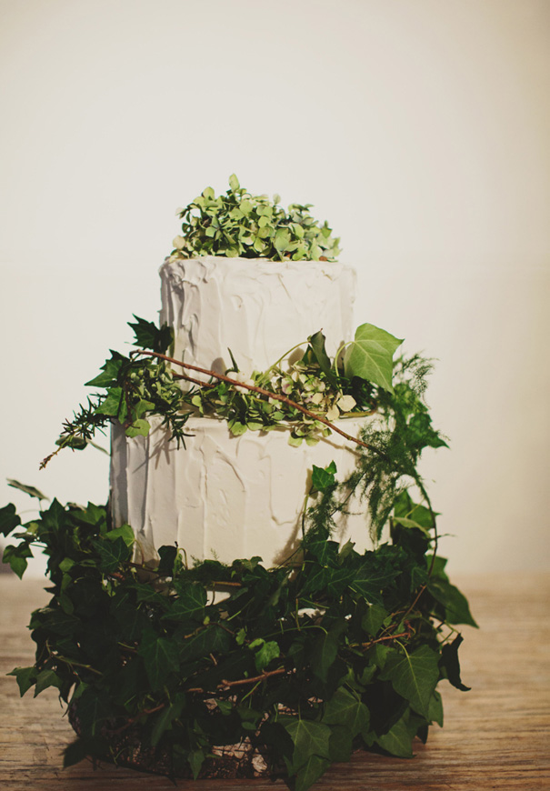 VIC-melbourne-wedding-twilight-vera-wang-green-styling-candlelight-inspiration665