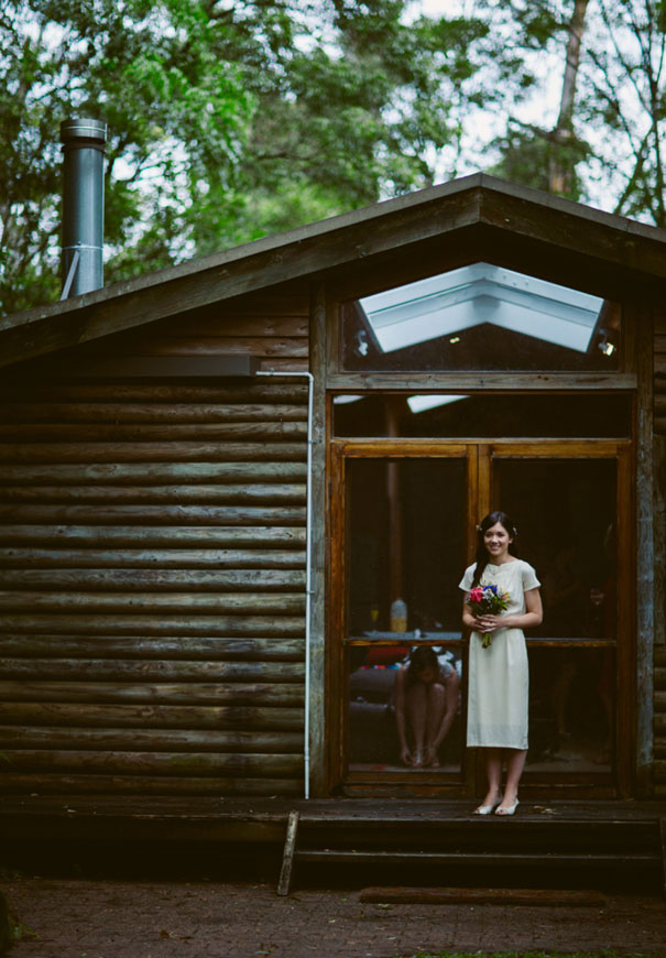 _blue-suitport-macquarie-wedding-vintage-bride-floral-crown22