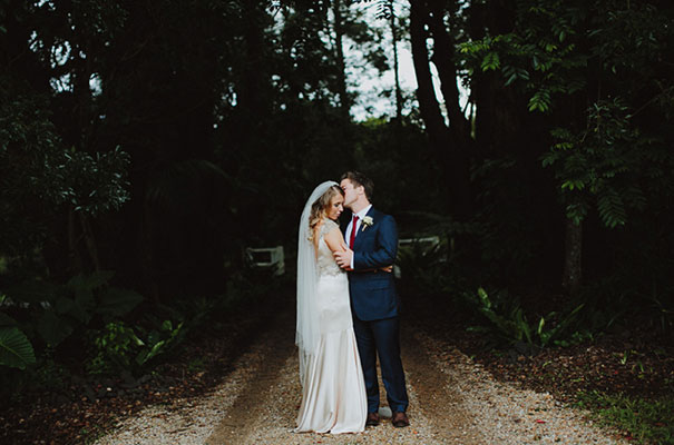 eureka-wedding-justin-aaron-adam-dixon-wedding-country-inspiration39