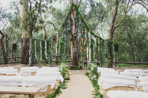 melbourne-wedding-twilight-vera-wang-green-styling-candlelight-inspiration10