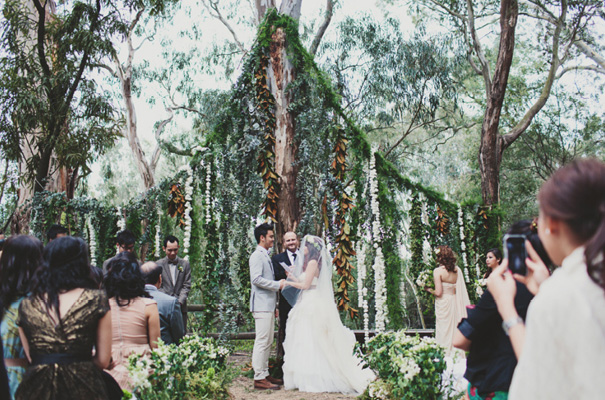 melbourne-wedding-twilight-vera-wang-green-styling-candlelight-inspiration23