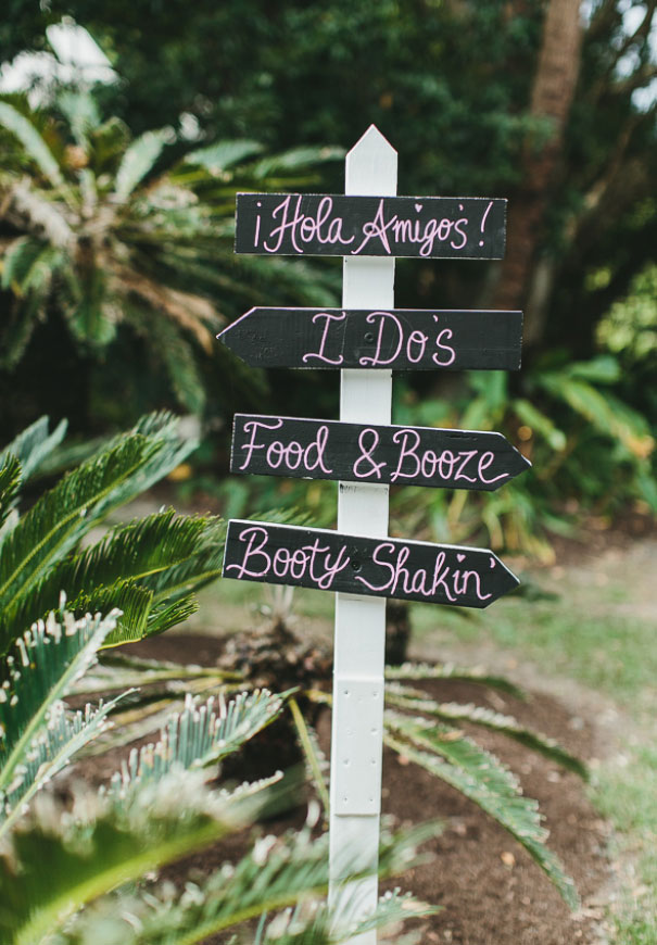 mexican-fiesta-wedding-jennifer-gofford-designs-brihgt-rainbow-inspiration3