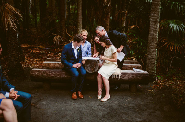 port-macquarie-wedding-vintage-bride-floral-crown16
