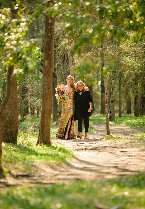 pwedding-bush-bride-gold-bridal-gown-dress