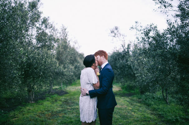 rachel-gilbert-the-hill-winery-weding-geelong-brown-paper-parcel34