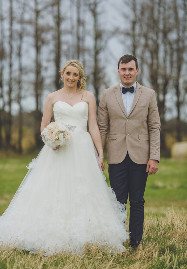 tamania-country-wedding-hay-bales-diy-ideas3