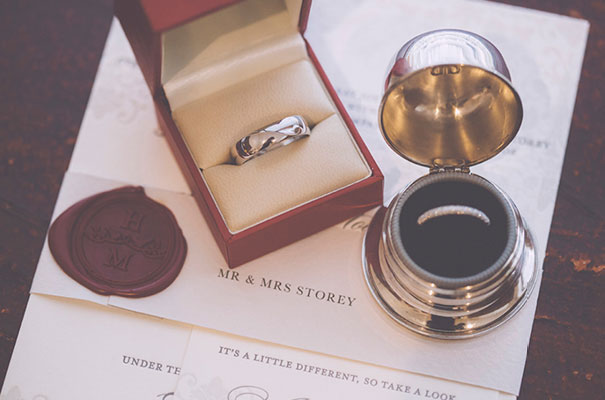 tee-pee-wedding-reception-glamourous-out-door-wedding2