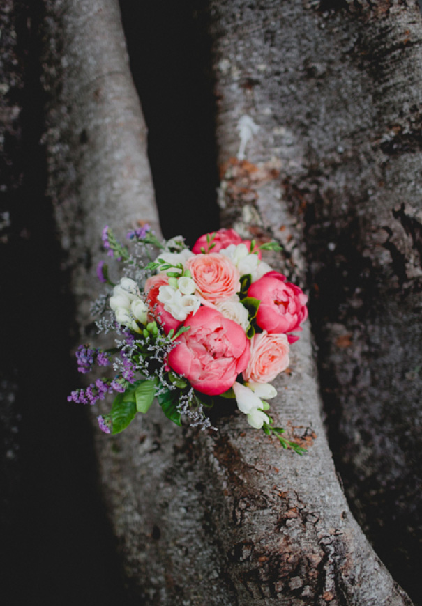 QLD-vicky-lee-queensland-wedding-photographer-just-married-sign22