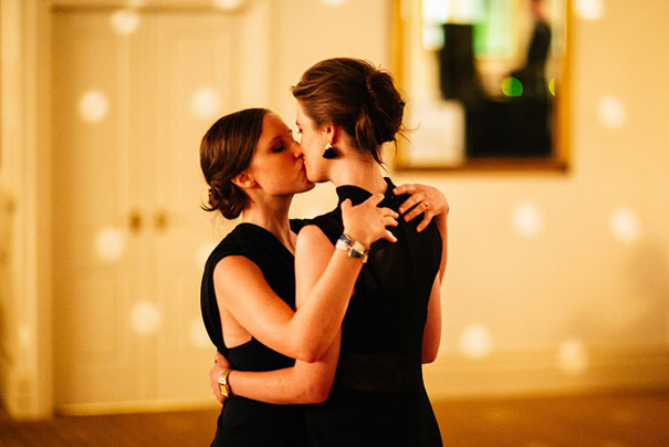 georgie&justine_hellomay_700px_187