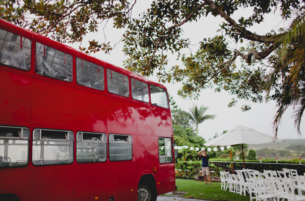 vicky-lee-queensland-wedding-photographer-just-married-sign14