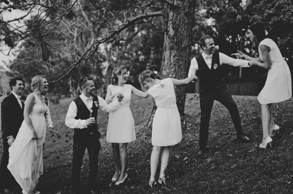 vicky-lee-queensland-wedding-photographer-just-married-sign39