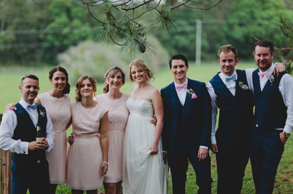 vicky-lee-queensland-wedding-photographer-just-married-sign40