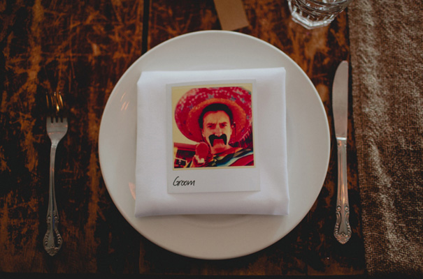 vicky-lee-queensland-wedding-photographer-just-married-sign45