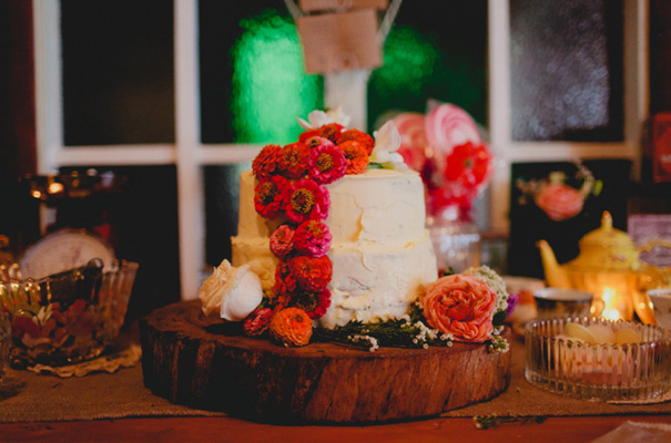 vicky-lee-queensland-wedding-photographer-just-married-sign51