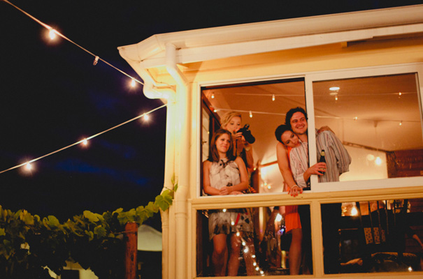 vicky-lee-queensland-wedding-photographer-just-married-sign61