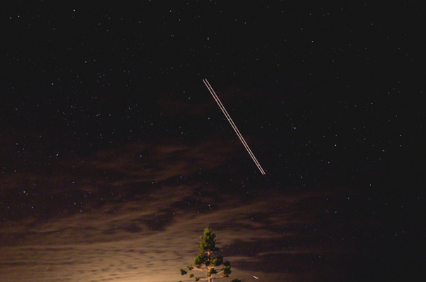 vicky-lee-queensland-wedding-photographer-just-married-sign68