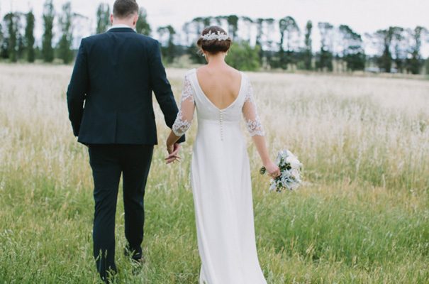 vintage-wedding-dress-grazing-gundaroo-wedding-photographer324