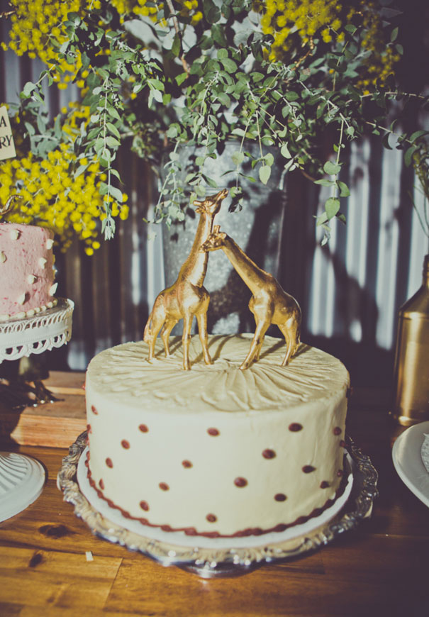 WA-surprise-wedding-perth-wedding-photographer-dessert-bar-inpiration-cake-topper8