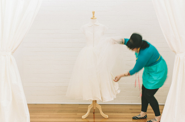 vintage-bridal-gown-wedding-dress-peter-pan-colar28