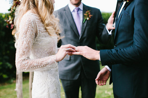 bo-and-luca-bridal-gown-elegant-country-wedding-inspiration15