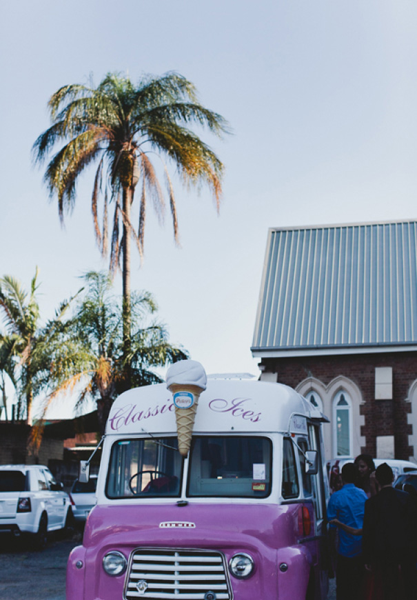 brisbane-retro-pink-queensland-wedding-photographer-icecream-truck-vintage7