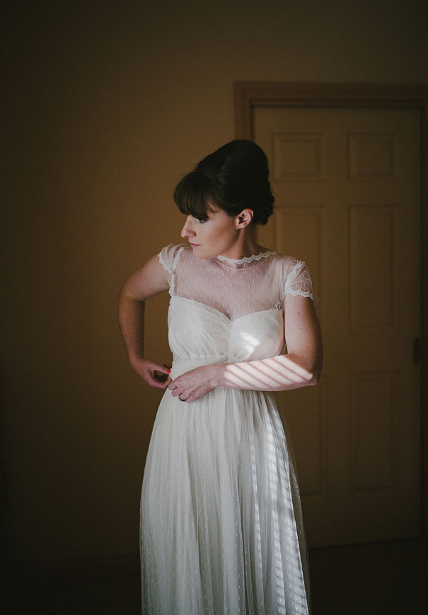 NSW-albury-country-murry-river-tabletop-wedding-bride3