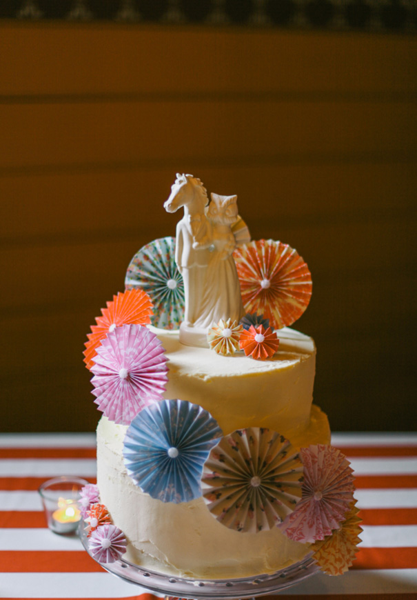 brown-paper-parcel-melbourne-country-wedding-giant-paper-flower410