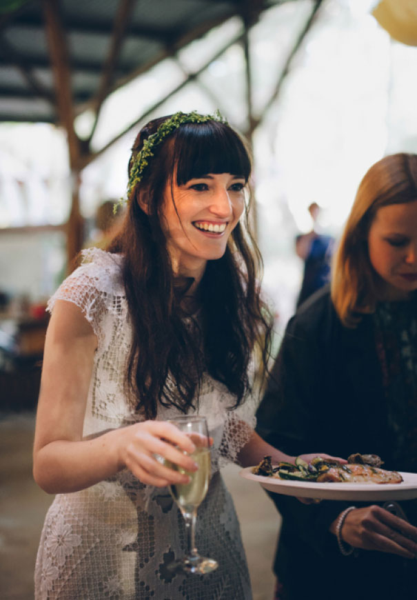 cake-sunflower-Victoria-country-wedding-diy-paper-hearts-photographer-gypsy-bride57