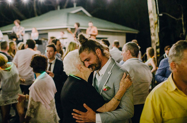 carla-zampatti-bride-country-nsw-wedding59