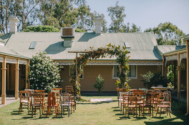 carla-zampatti-bride-country-nsw-wedding6