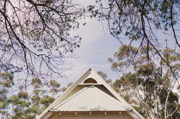 country-victoria-grace-loves-lace-farm-wedding13