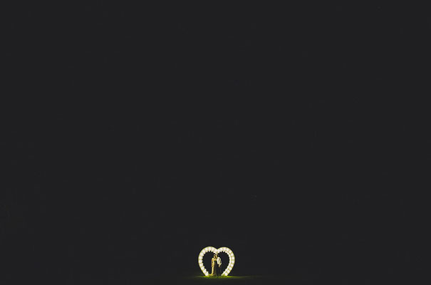 dan-oday-wedding-photographer-Farm-Vigano-gold-wedding-dress84