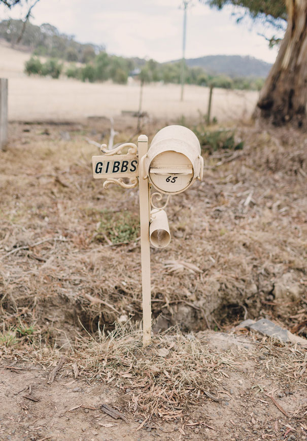 eric-ronald-country-victoria-grace-loves-lace-farm-wedding3