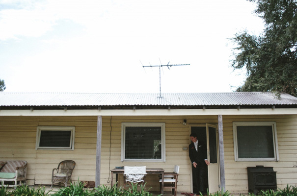 james-frost-red-roses-Mindaribba-House-wedding15