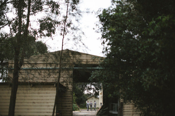 james-frost-red-roses-Mindaribba-House-wedding16