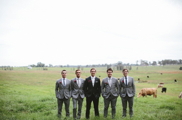 james-frost-red-roses-Mindaribba-House-wedding17