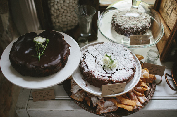 james-frost-red-roses-Mindaribba-House-wedding20