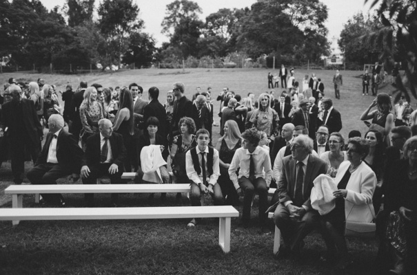 james-frost-red-roses-Mindaribba-House-wedding30