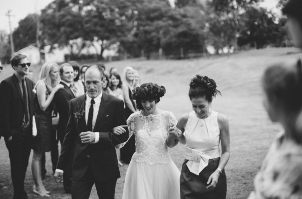 james-frost-red-roses-Mindaribba-House-wedding32