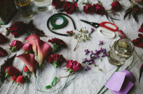 james-frost-red-roses-Mindaribba-House-wedding5