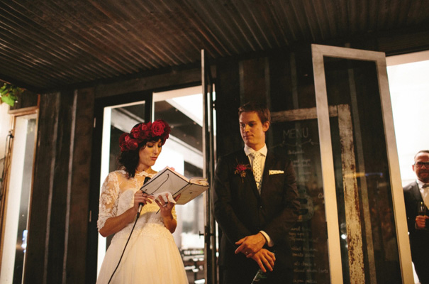 james-frost-red-roses-Mindaribba-House-wedding57